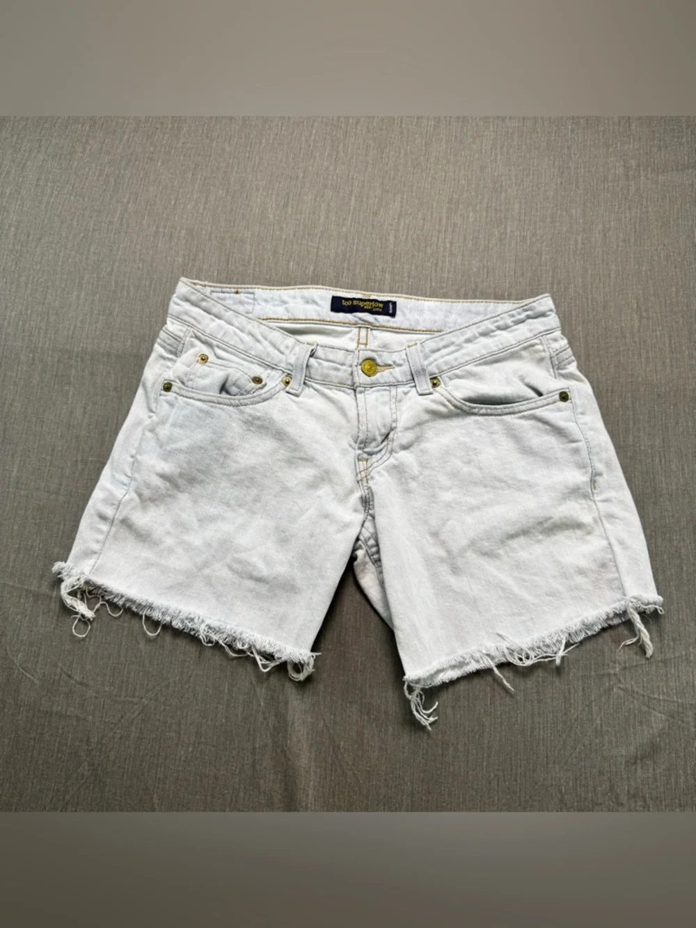 Levi's 524 Too Superlow Denim Shorts Size 1 Short Y2K Light Wash Cutoff Vintage